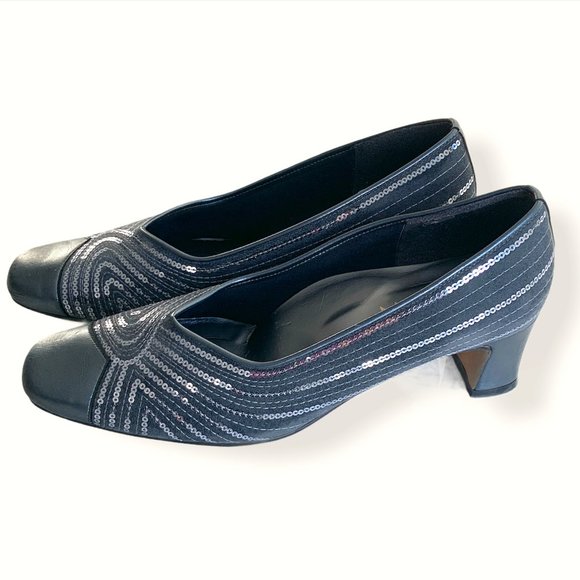 Niveole grey & silver heels - US Women's Sz 8 - Picture 1 of 5